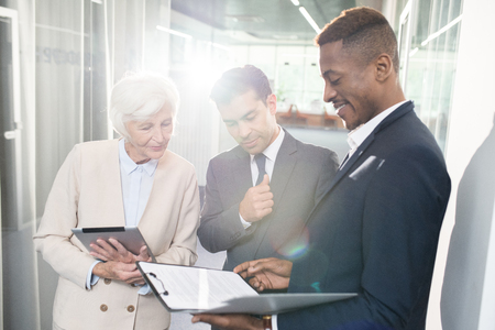 The Employment Contract in the UK: Essential Elements and Legal Requirements