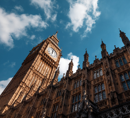 A Comprehensive Guide to Sourcing UK Suppliers: Navigating the British Supply Chain