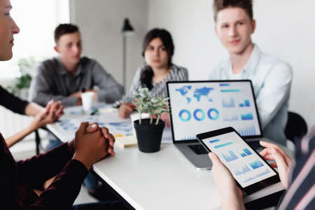 A Complete Guide to Finding and Pitching Angel Investors in the UK