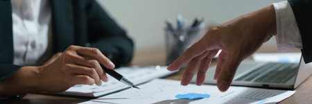 Common Mistakes to Avoid in UK Business Plan Writing