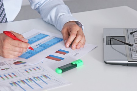 Adapting SWOT Analysis for Digital Businesses in the UK: New Trends and Tools