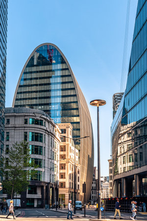 Regional Differences in Angel and VC Investment Across the UK: London vs. The Rest